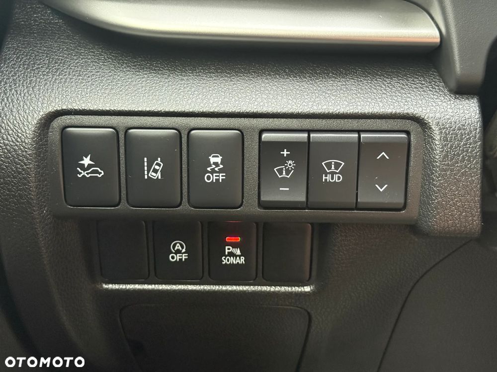 Mitsubishi Eclipse Cross - 33