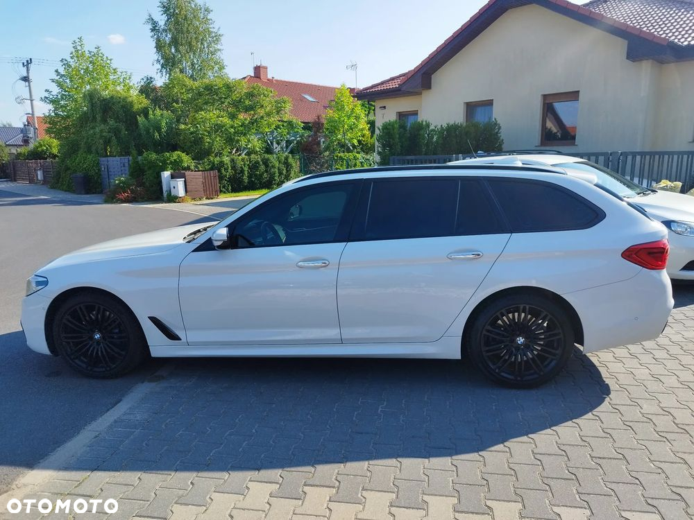 BMW Seria 5 530d xDrive M Sport sport - 12