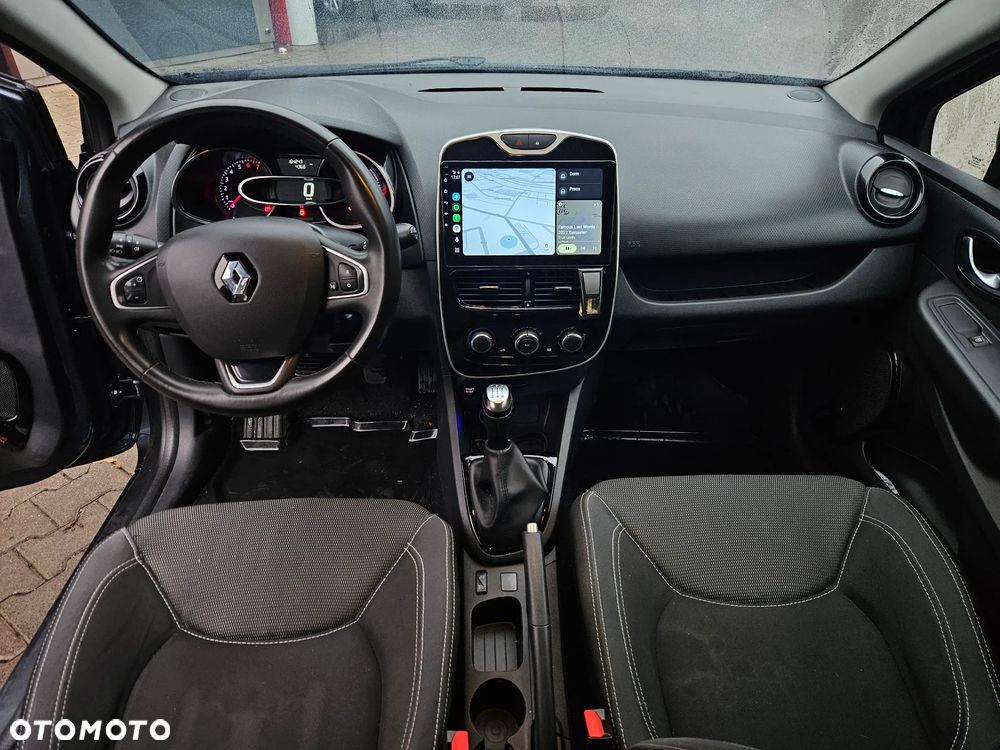 Renault Clio - 18