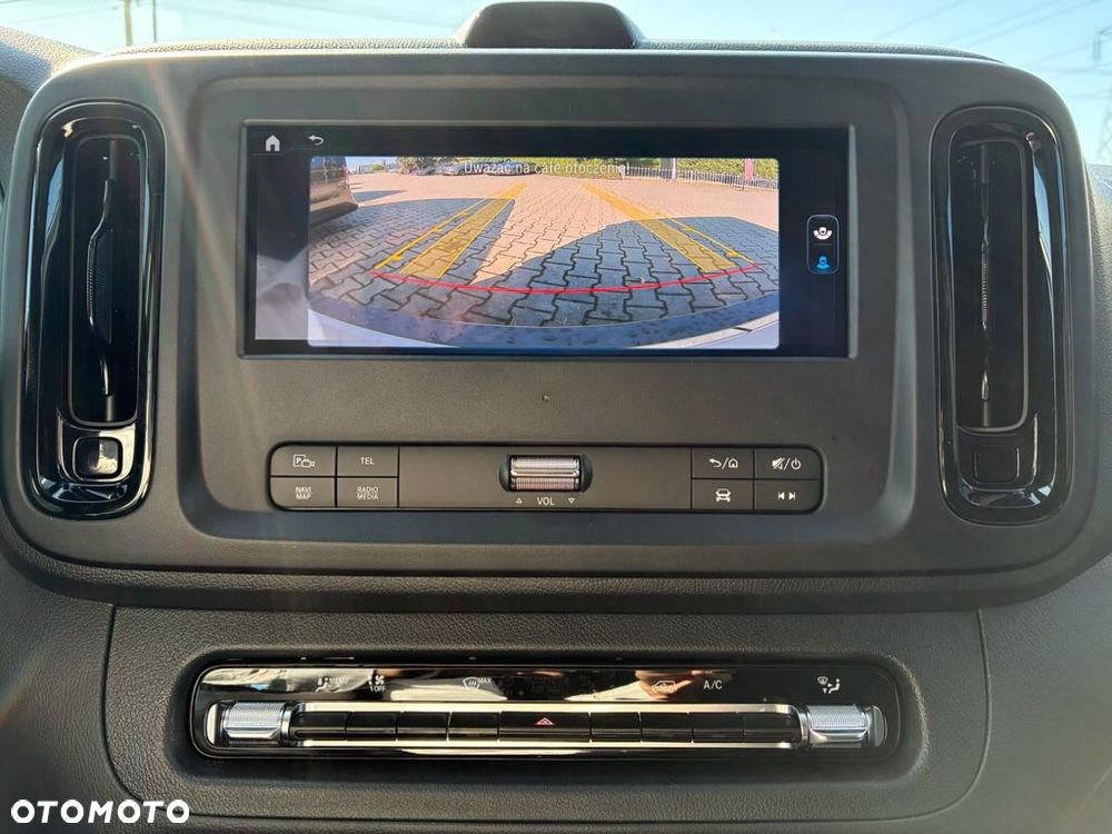 Mercedes-Benz VITO 114 CDI Furgon L2 - 13