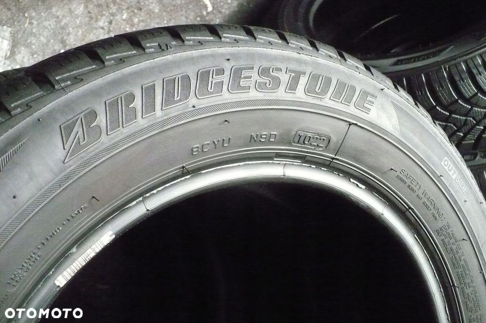 2x BRIDGESTONE Blizzak LM30 175/65R15 6,4mm 6,6mm 2022 - 4