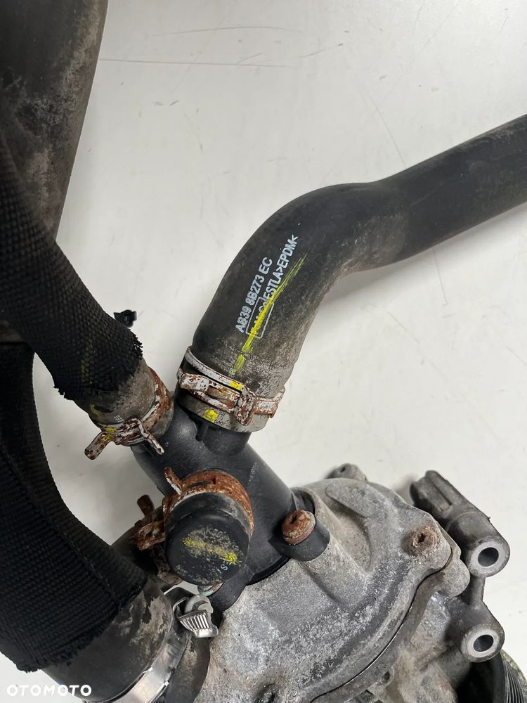 Pompa Wody Ford  TDCI BK3Q-8A558 - 2