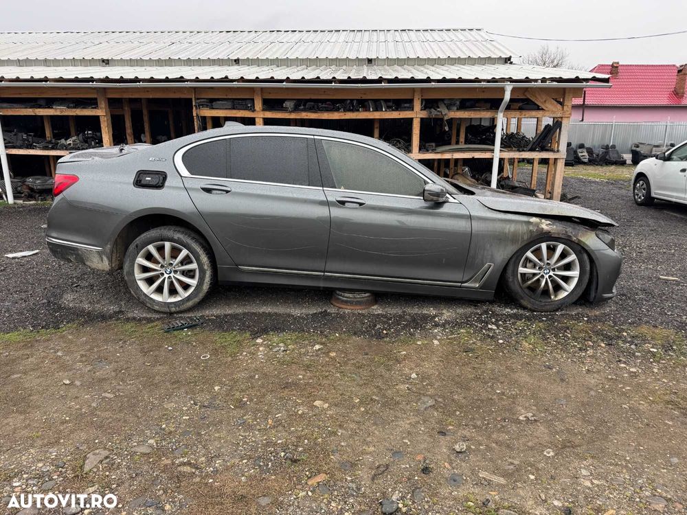 Dezmembrari Dezmembrez Piese piesa Dez auto Bmw G11 740e 2019 hybrid - 2
