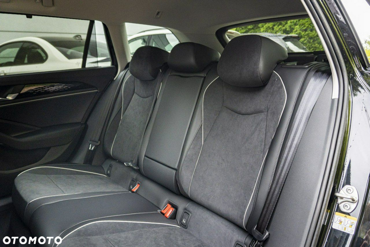 Volkswagen Passat - 23