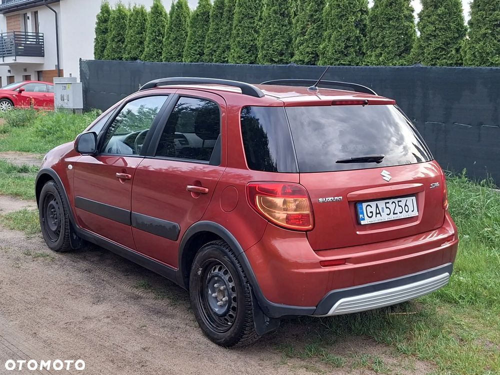 Suzuki SX4 1.6 GS / Premium - 3