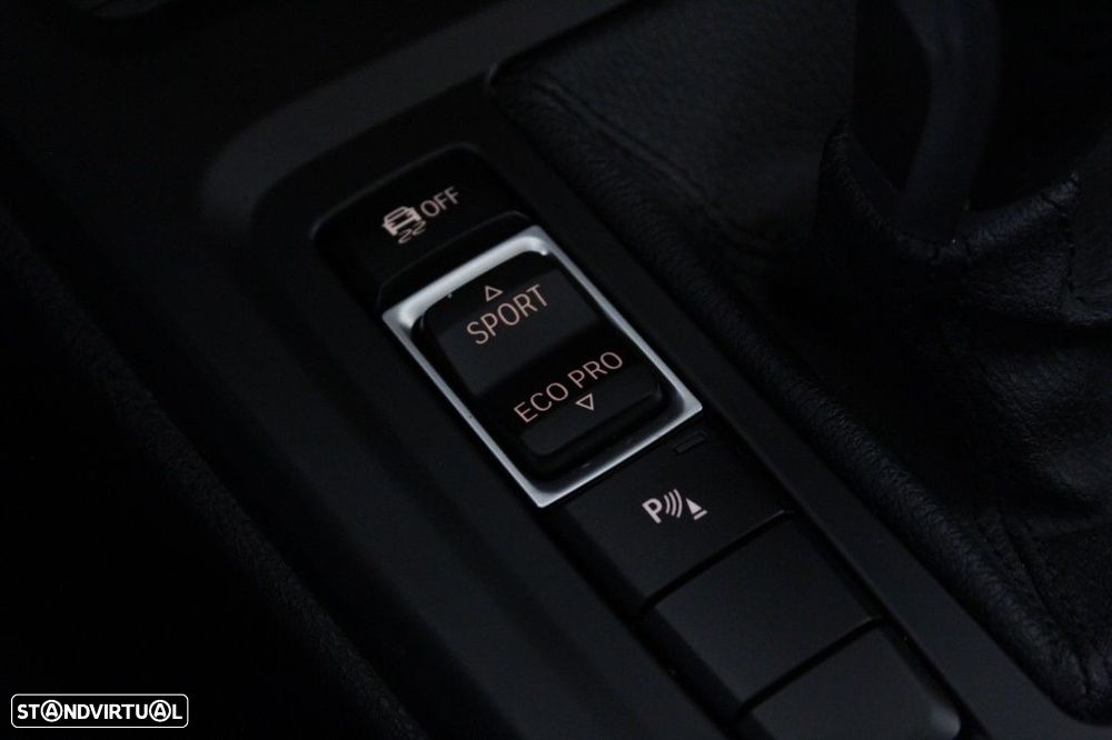 BMW X1 16 d sDrive Auto - 31