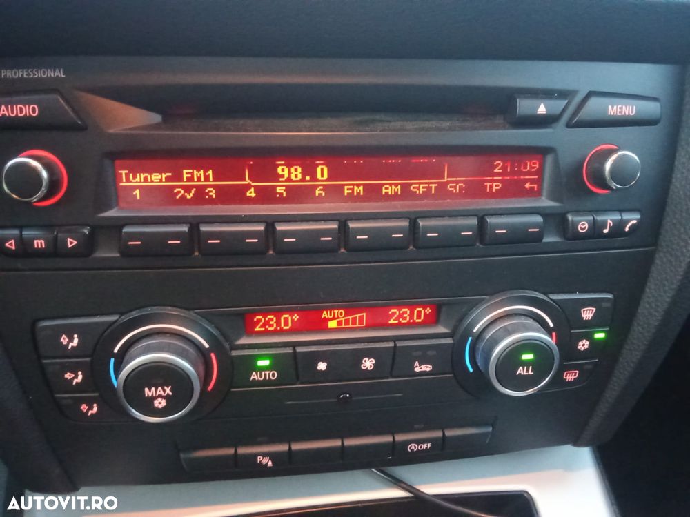 BMW Seria 3 320d - 6