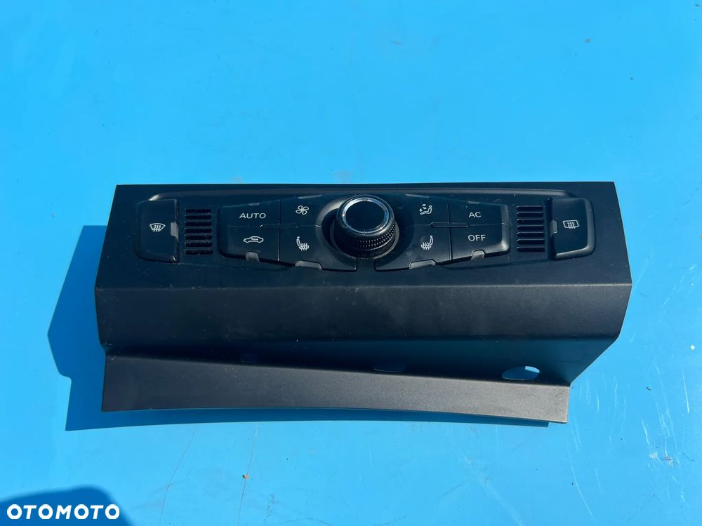 PANEL NAWIEWU AUDI A4 B8 8T1820043AH - 1