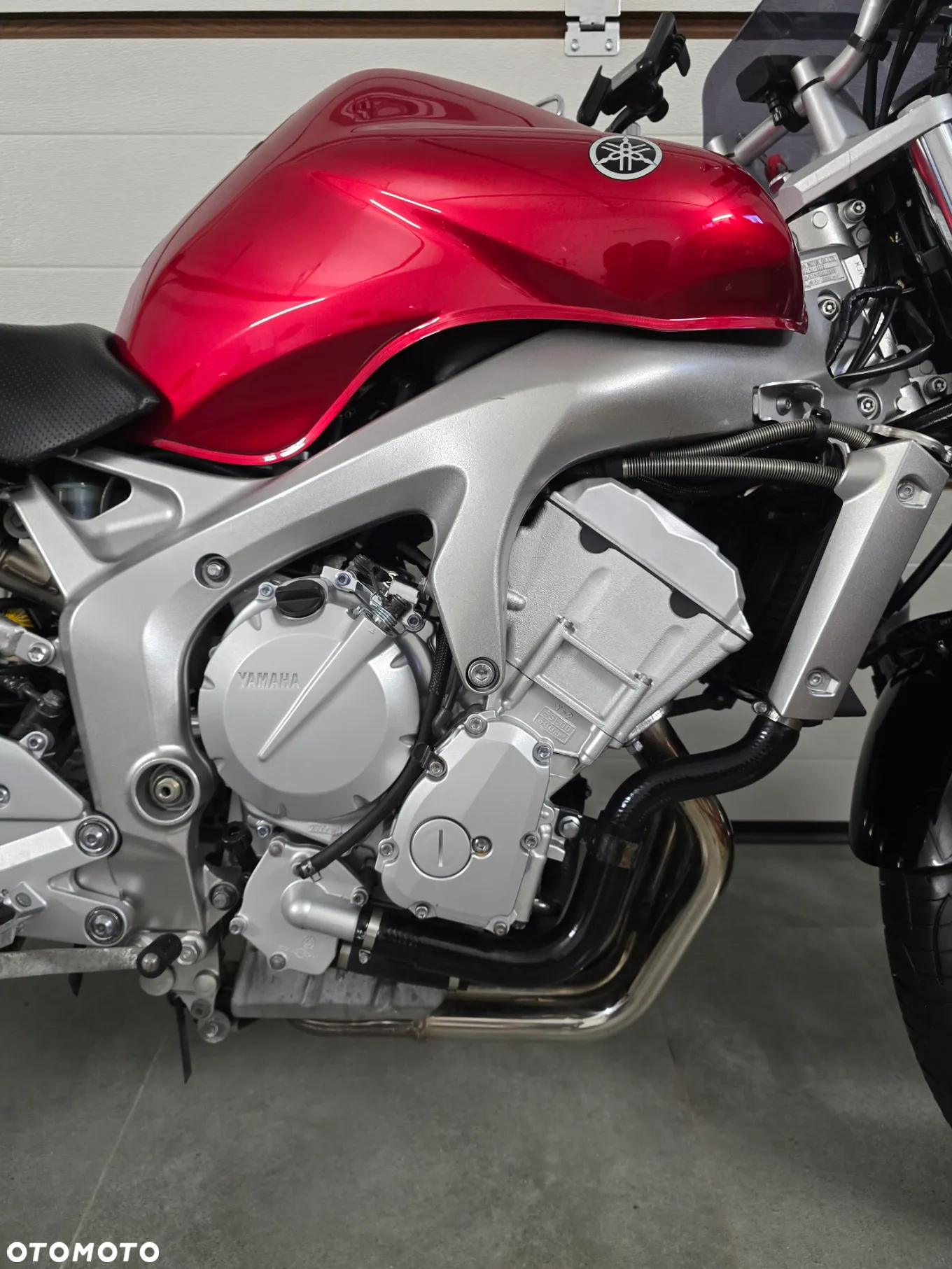 Yamaha FZ6 - 16