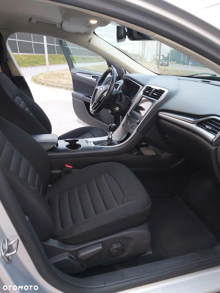 Ford Mondeo 2.0 TDCi Trend - 13