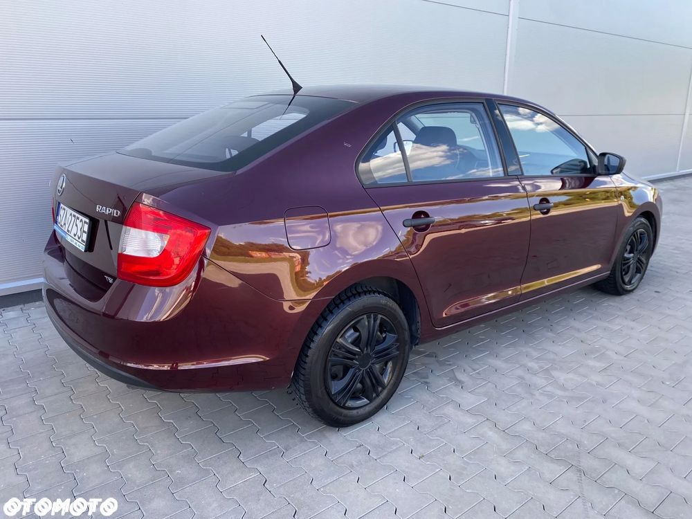 Skoda RAPID 1.2 TSI Style+ - 9