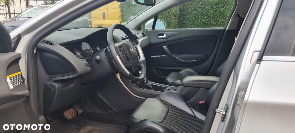Citroën C5 Tourer HDi 165 FAP Exclusive - 5