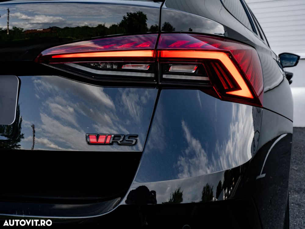 Skoda Octavia 2.0 TDI DSG RS Plus - 20