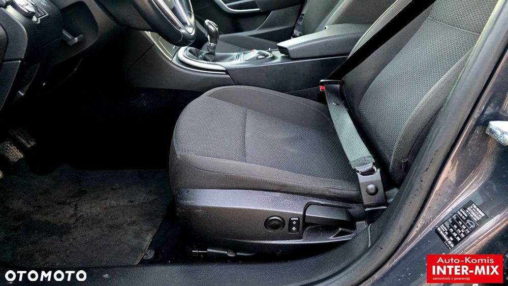 Opel Insignia - 27