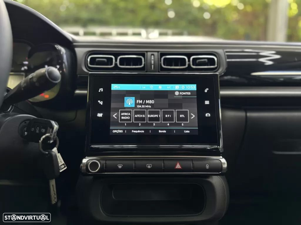 Citroën C3 1.2 PureTech Shine - 21