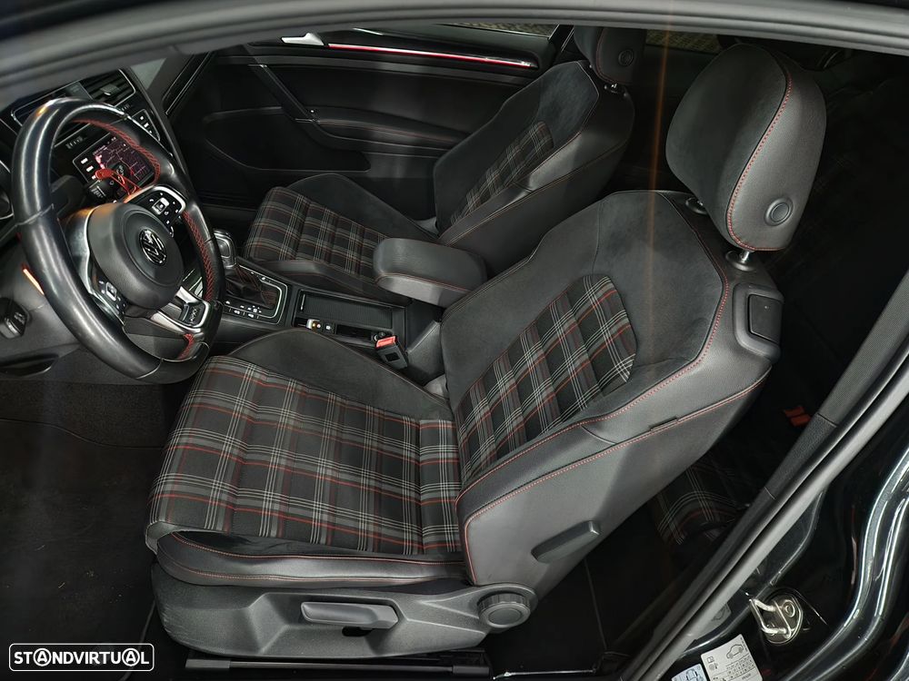 VW Golf 2.0 TSi GTi DSG - 10
