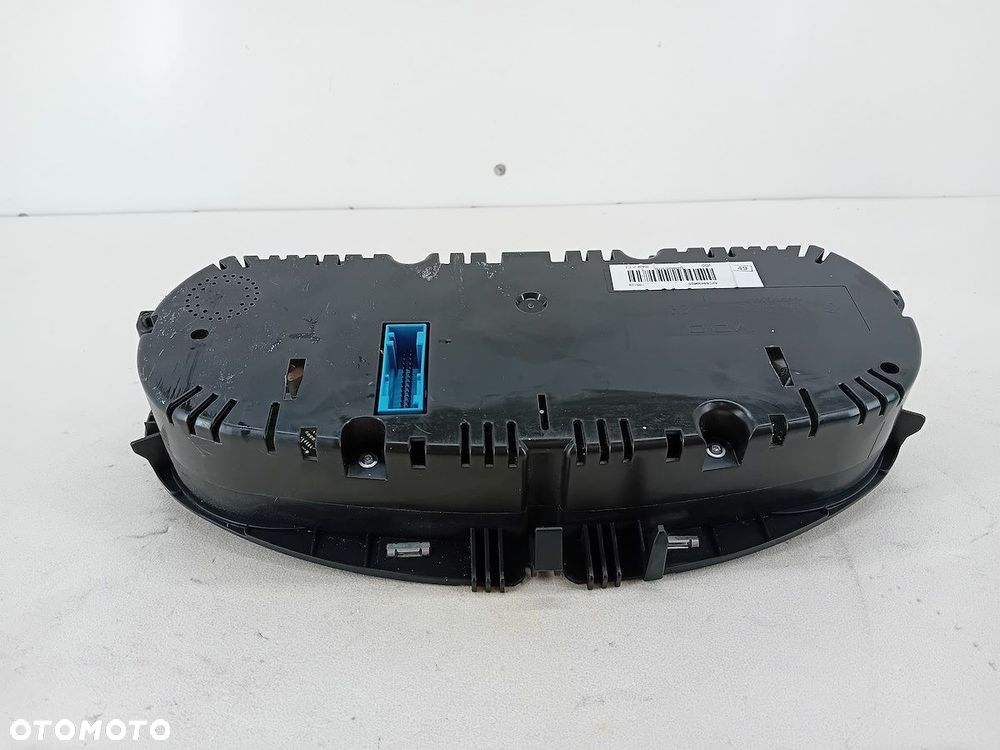 LICZNIK VW PASSAT B7 3AA920870D 2.0 TDI - 7