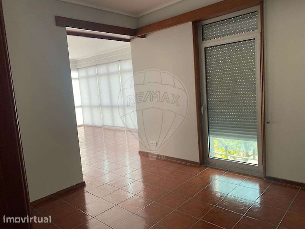 Apartamento T3 para arrendamento - Grande imagem: 4/13