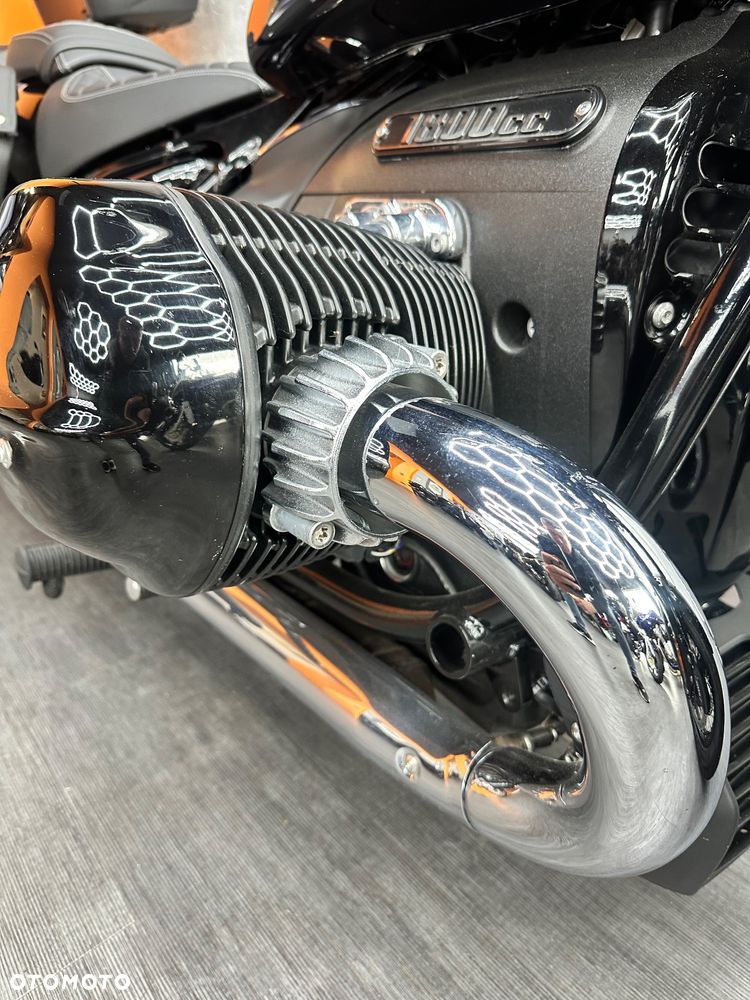 BMW R - 9