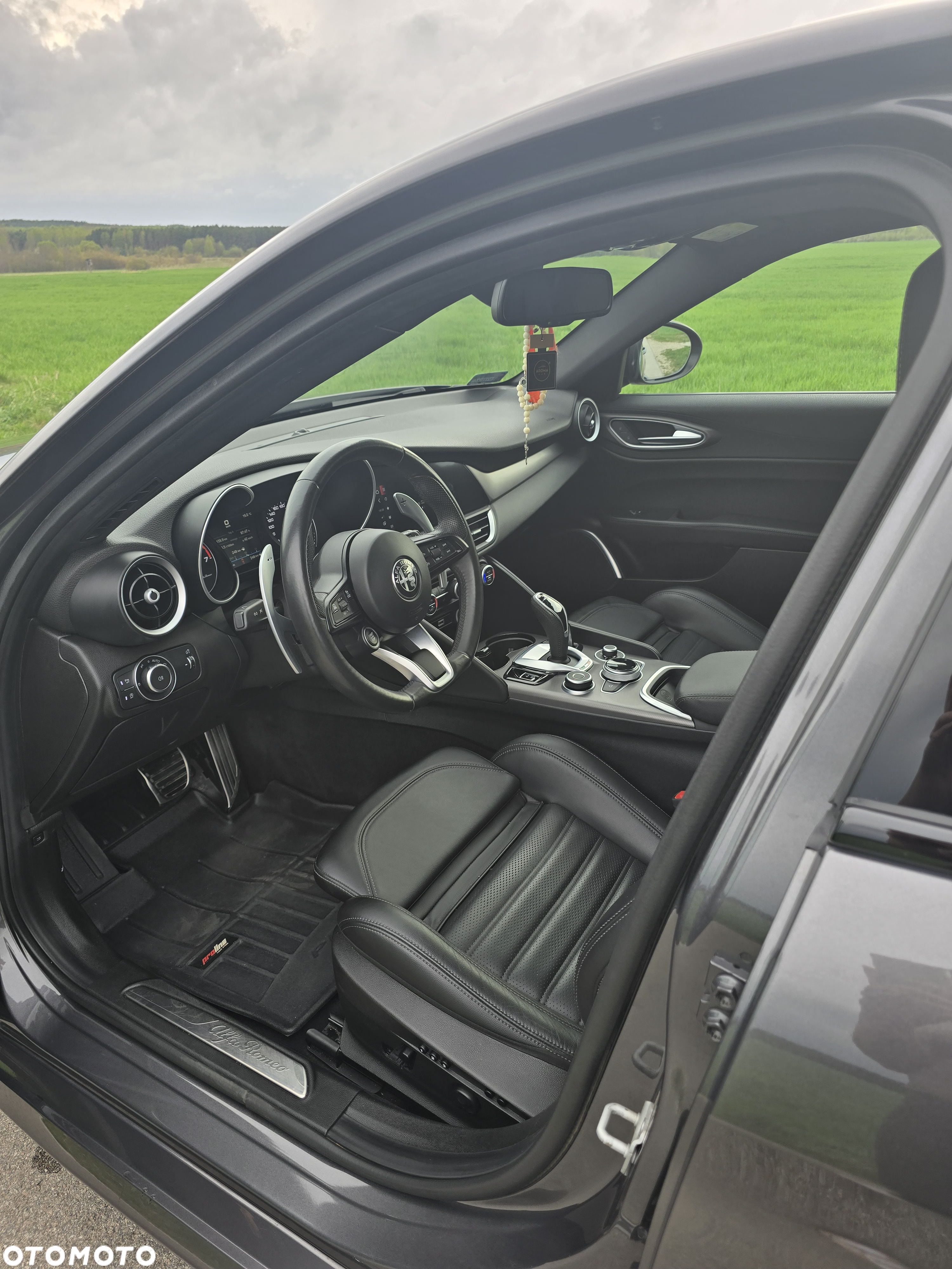 Alfa Romeo Giulia 2.0 Turbo Veloce Q4 - 16