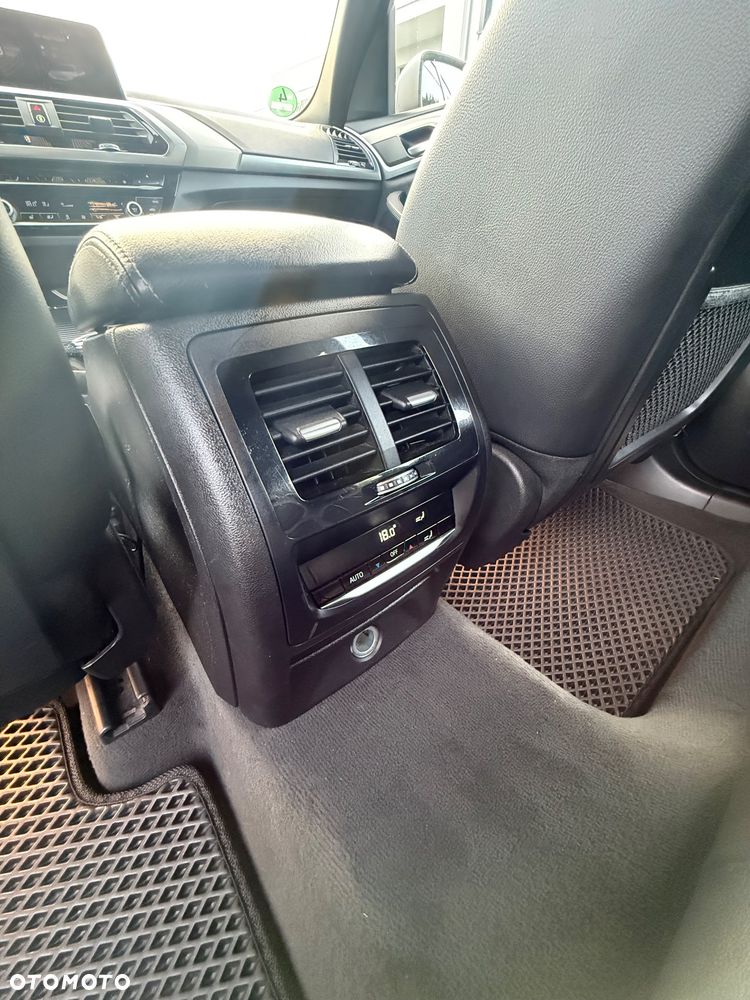 BMW X3 xDrive20d xLine - 16