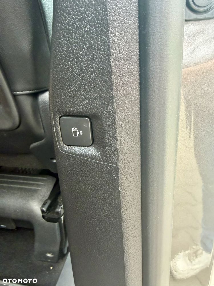 Peugeot Traveller 2.0 BlueHDi Long Business - 16