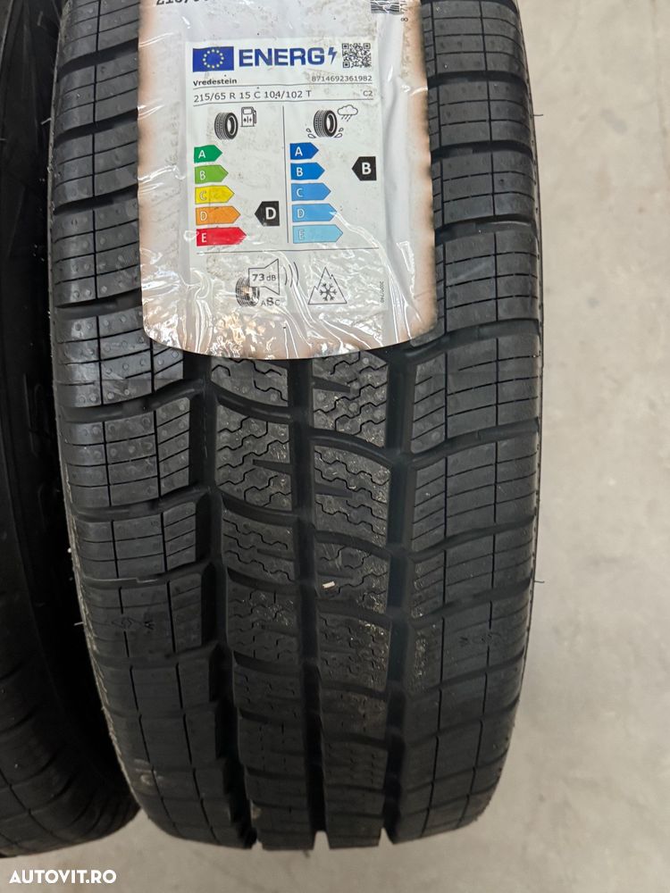 Vând 2 anvelope 215/65/15c vredestein de patru sezoane noi - 3