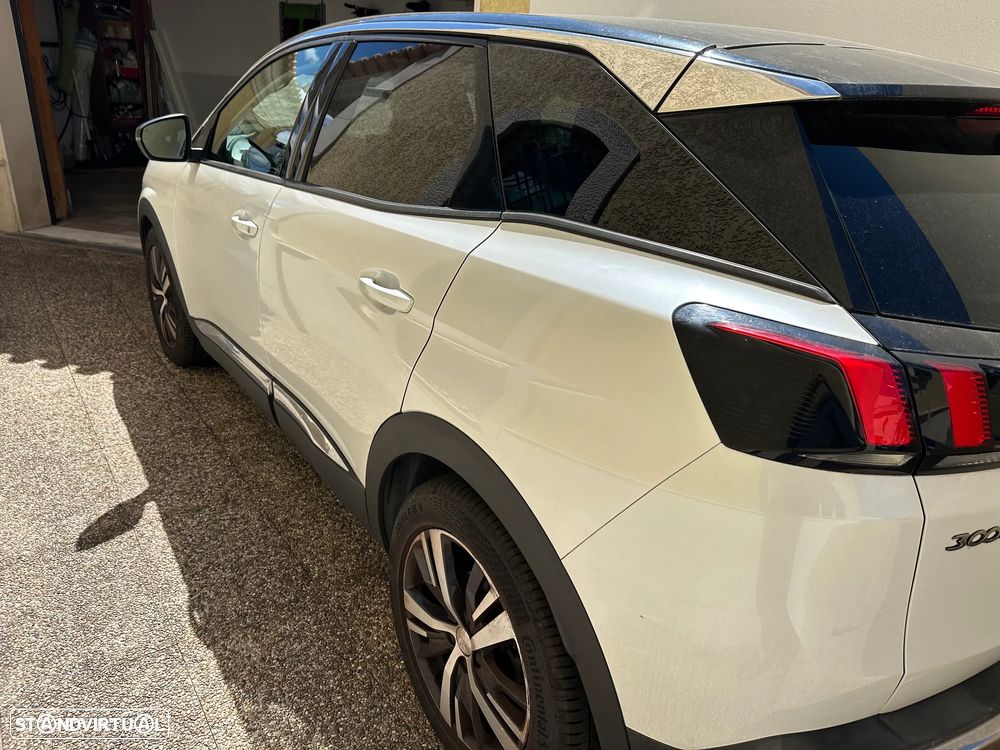 Peugeot 3008 1.2 PureTech Allure EAT6 - 3
