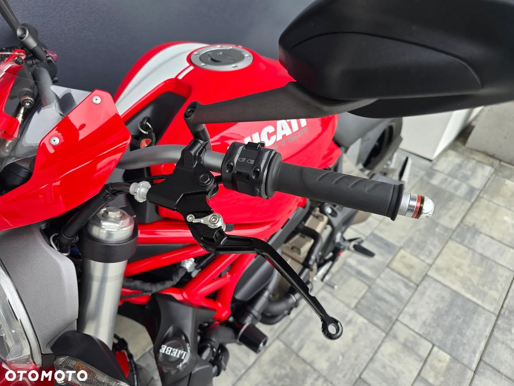 Ducati Monster - 25