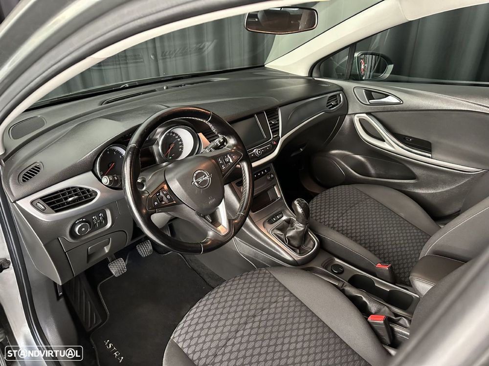 Opel Astra - 10