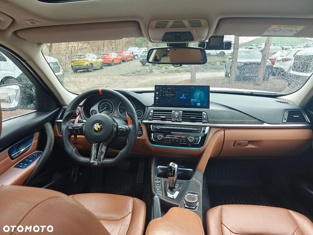 BMW Seria 3 318d Luxury Line - 14