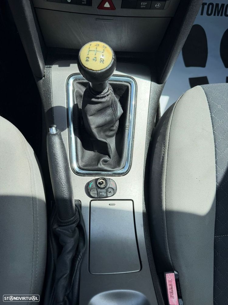 Peugeot 407 SW 1.6 HDi Executive - 15