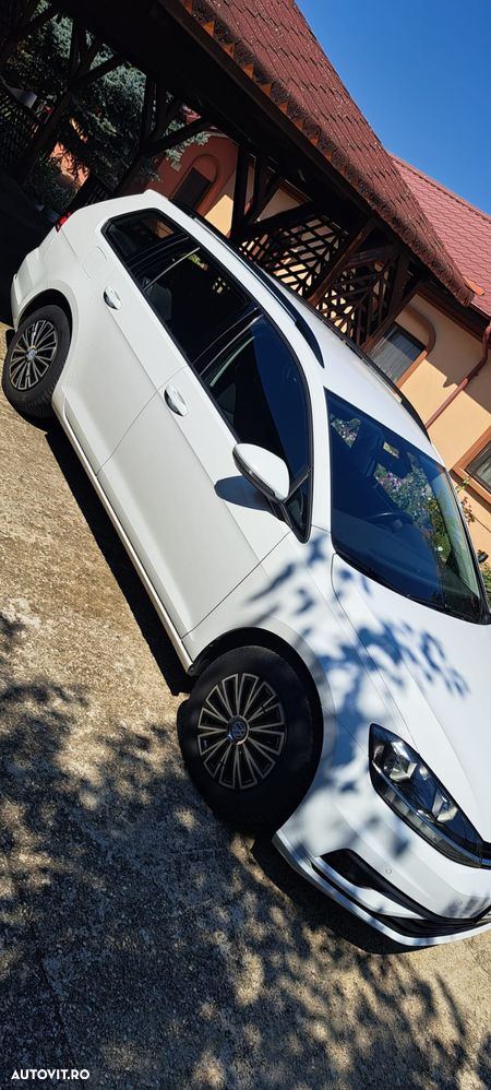 Volkswagen Golf 1.6 TDI Trendline - 4