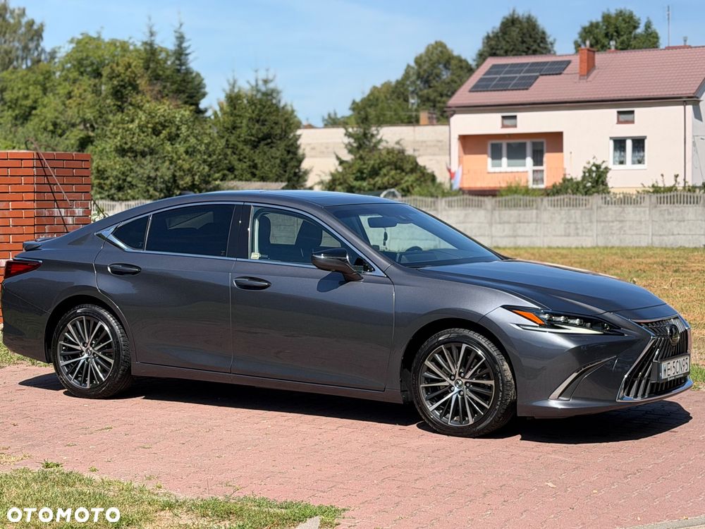 Lexus ES 300h Prestige - 7
