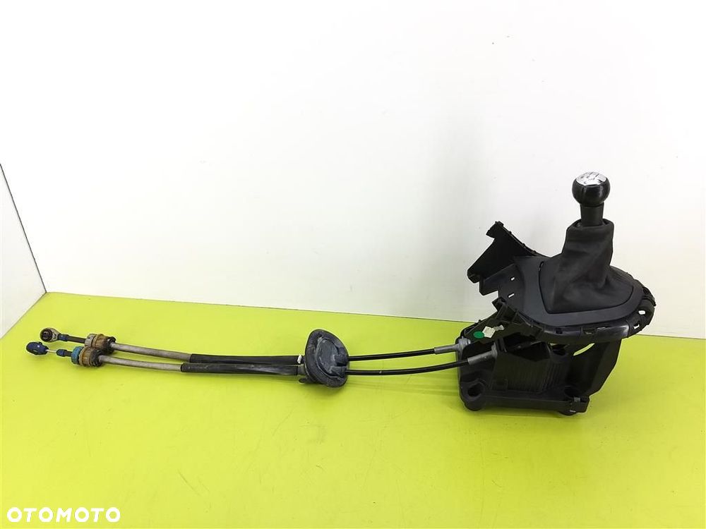Mechanizm zmiany biegów lewarek Peugeot 308 08-13 1.6 B - 1