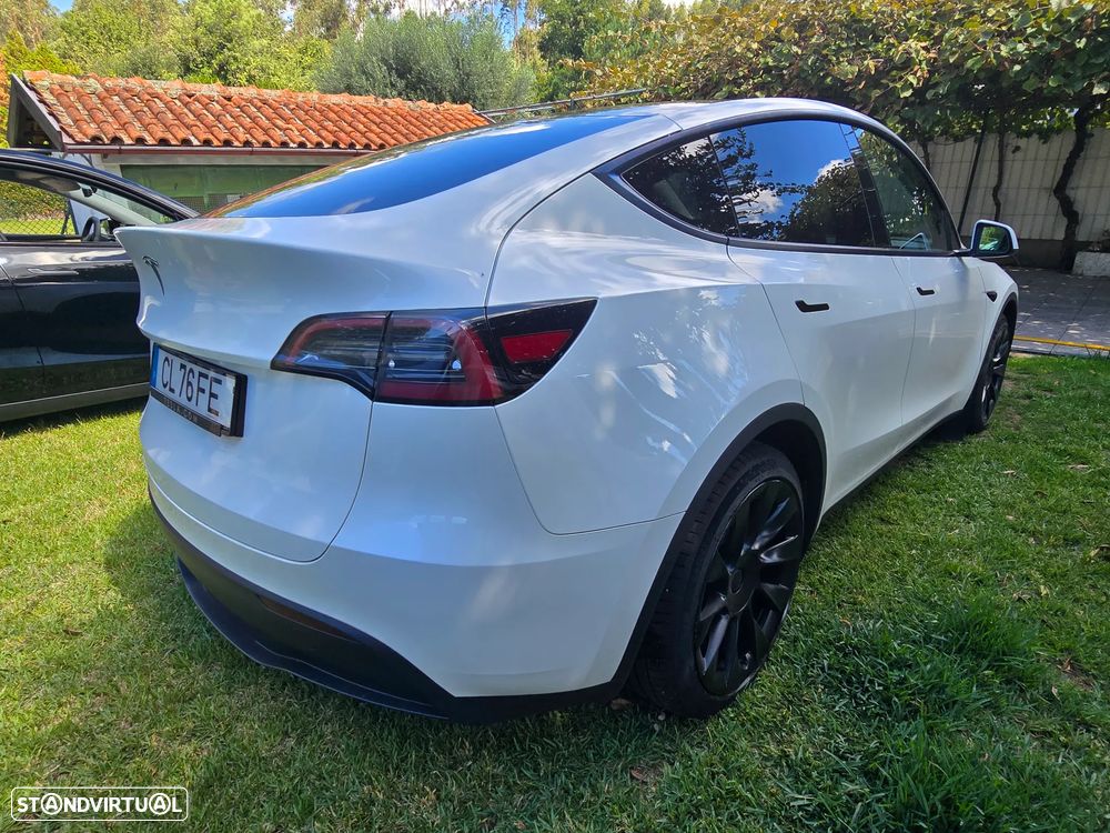 Tesla Model Y Standard - 12