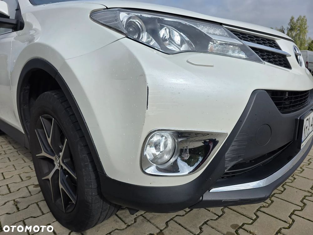 Toyota RAV4 2.0 D-4D Premium - 6