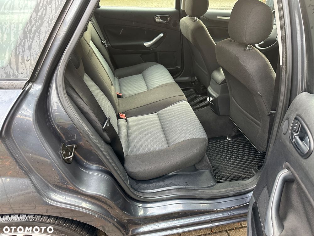 Ford Mondeo 2.0 TDCI Trend - 15