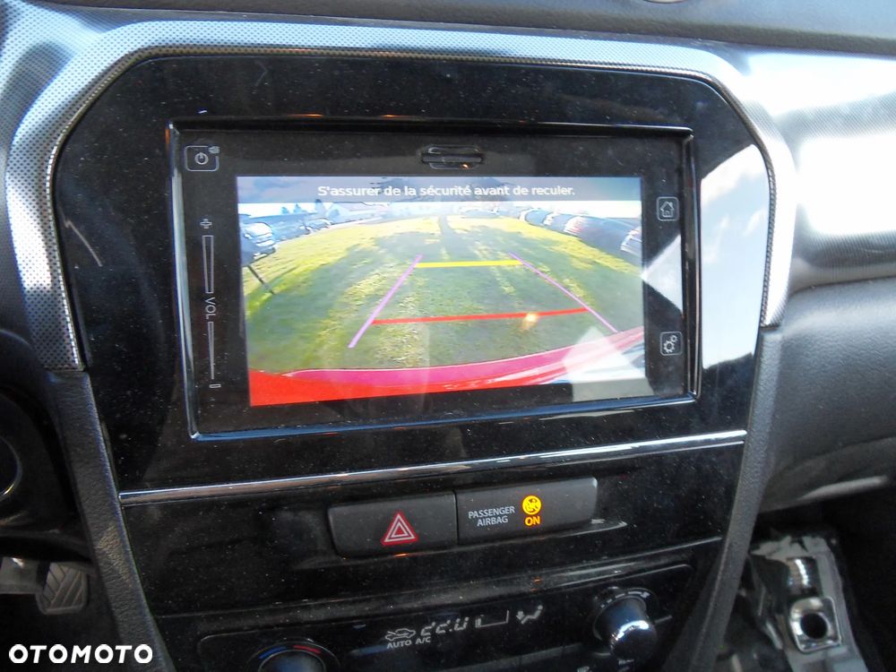 Suzuki Vitara 1.4 Boosterjet Hybrid Comfort+ "SHINKAI" - 25