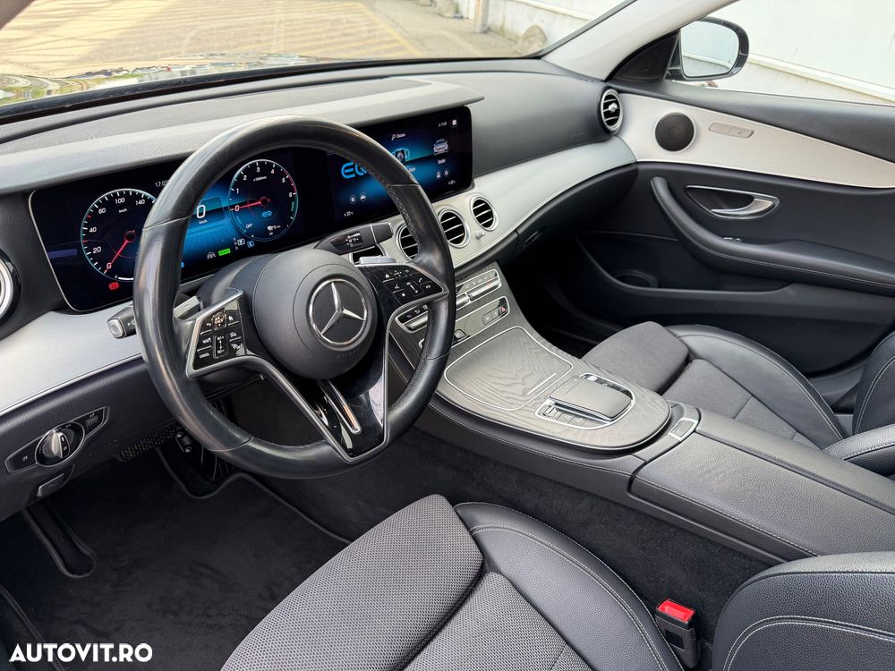 Mercedes-Benz E 300 Aut. - 11