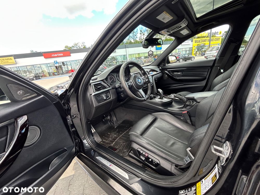 BMW Seria 3 335i xDrive Edition Sport - 9