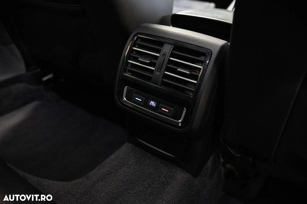 Volkswagen Passat 2.0 TDI SCR DSG (BlueM Tech) Comfortline - 32