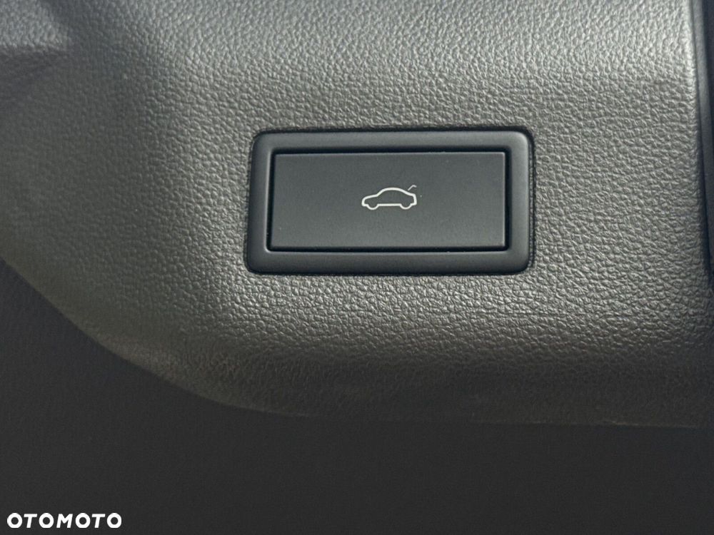 Volkswagen Multivan 2.0 TDI L2 Style DSG - 38