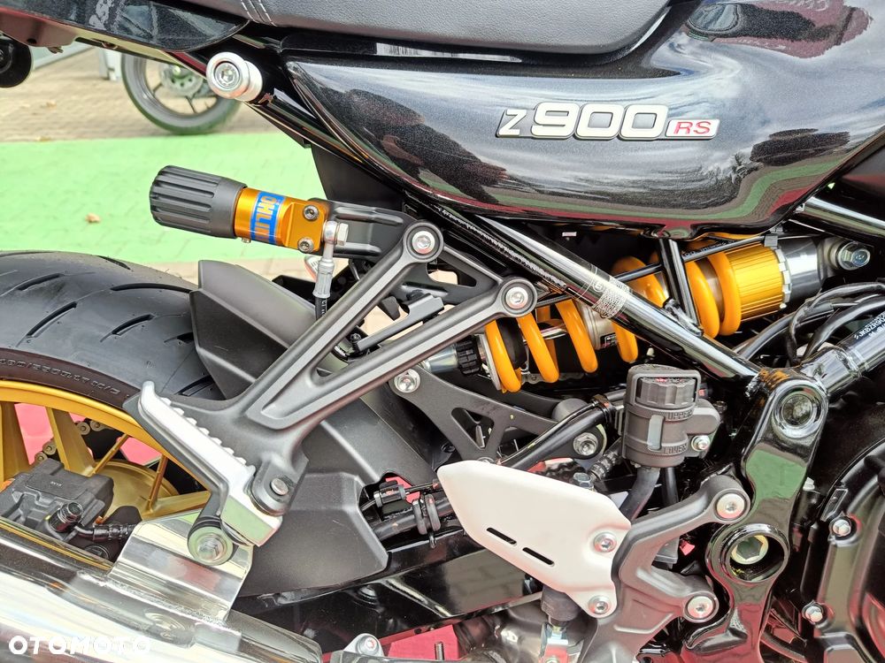 Kawasaki Z 900 RS - 16