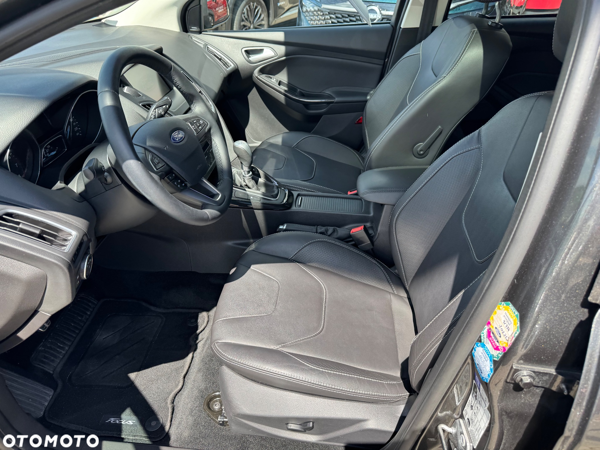 Ford Focus 1.5 EcoBoost Titanium ASS - 9