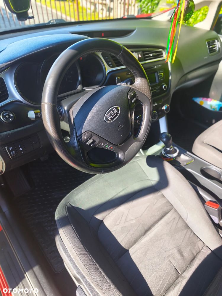Kia Ceed 1.4 L - 9