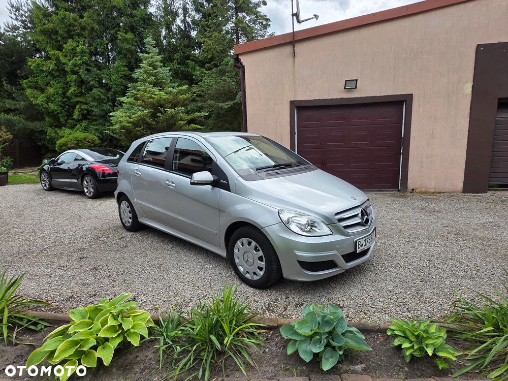 Mercedes-Benz Klasa B 160 BlueEFFICIENCY SPORT EDITION - 2