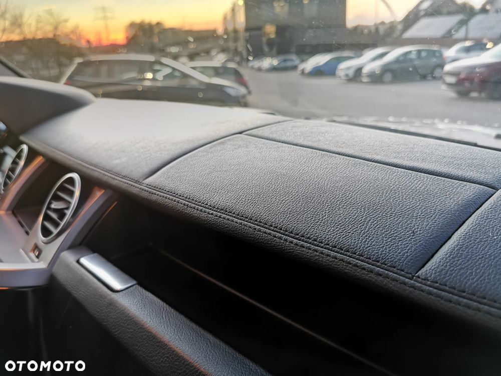 Land Rover Discovery V8 SE - 12