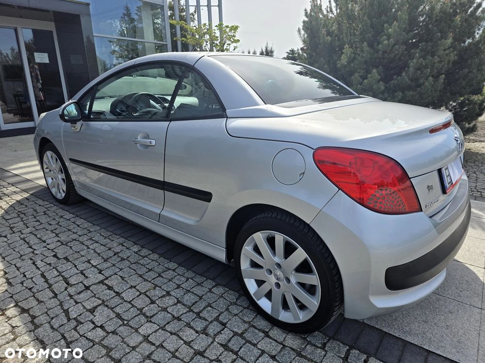 Peugeot 207 CC 150 THP Platinum - 25
