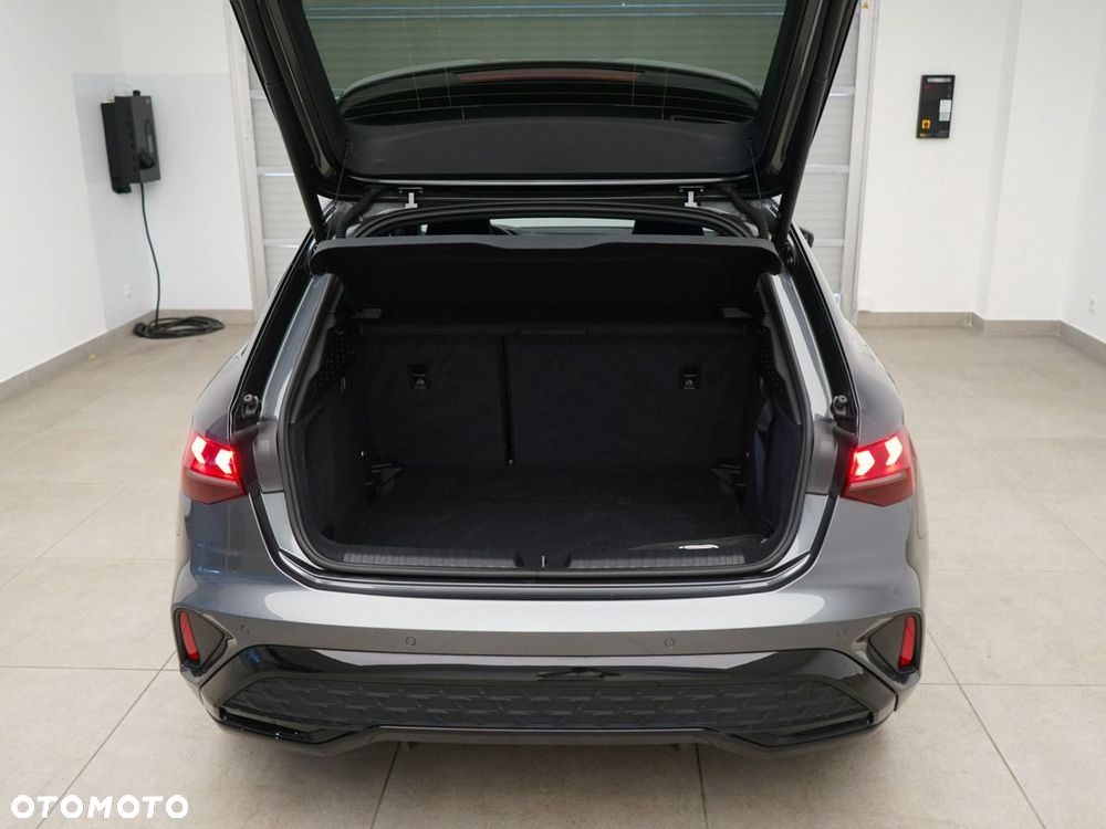 Audi A3 Sportback - 11